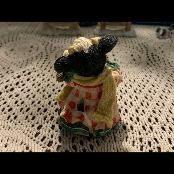 Mary’s Moo Moos -1994 - Christmas - Picture 2 of 3